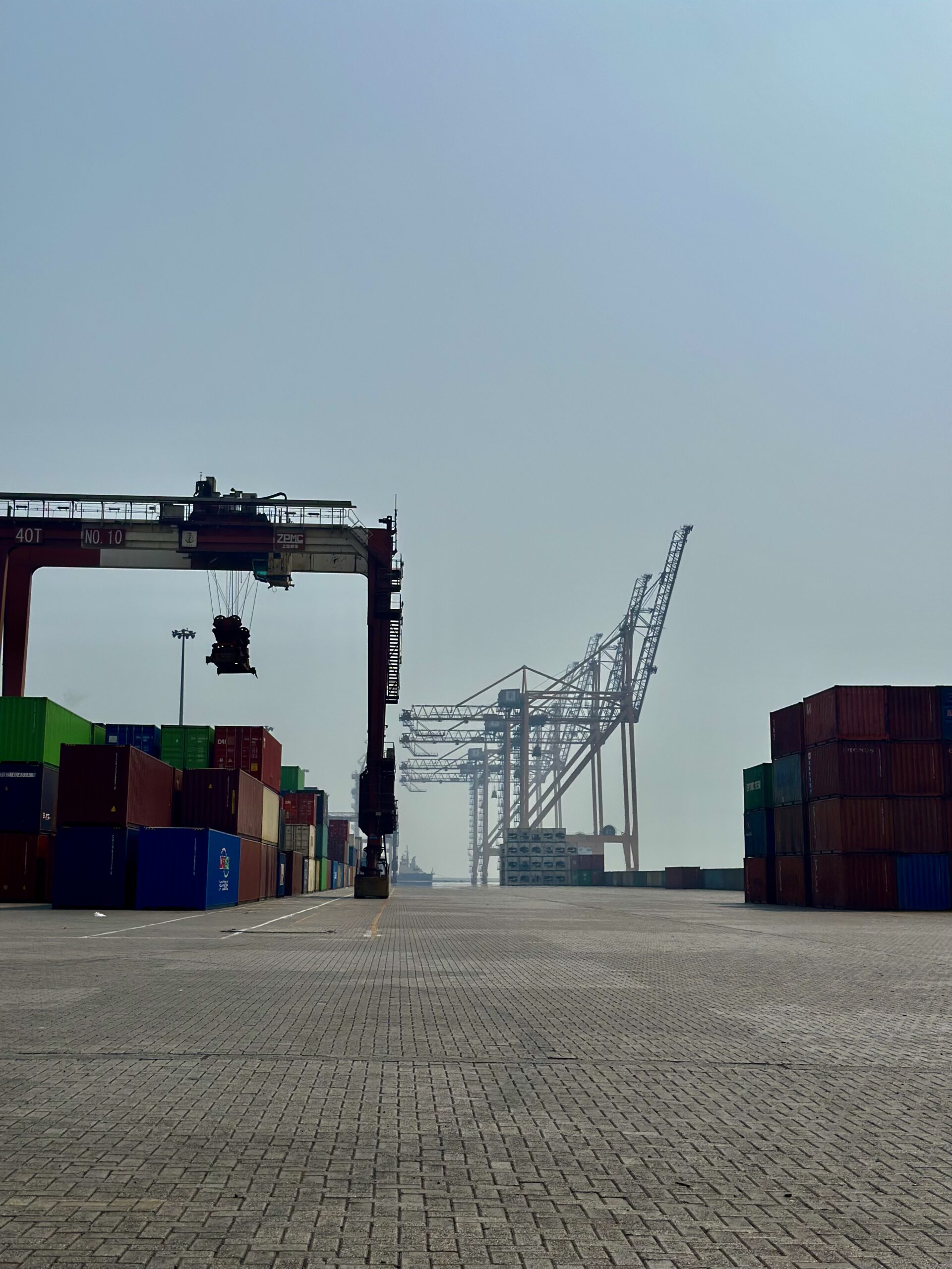 چشمانداز حملونقل کانتینری ایران در سال ۱۴۰۴ چشمانداز حملونقل کانتینری ایران در سال ۱۴۰۴